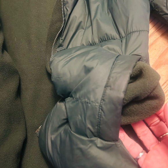 Dark Green Puffer Coat - Picture 4 of 4